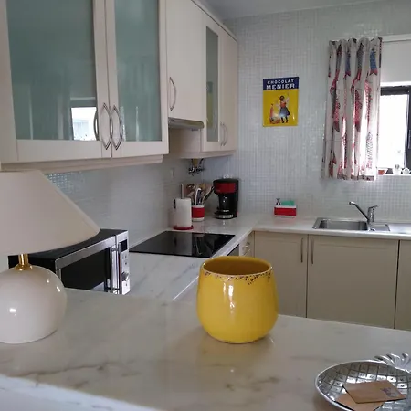 Magnifique Face A L'ocean, Casa Waterside Apartman *