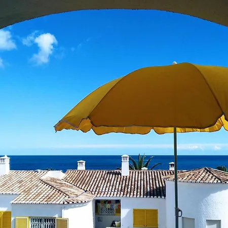 Magnifique Face A L'ocean, Casa Waterside Apartman *